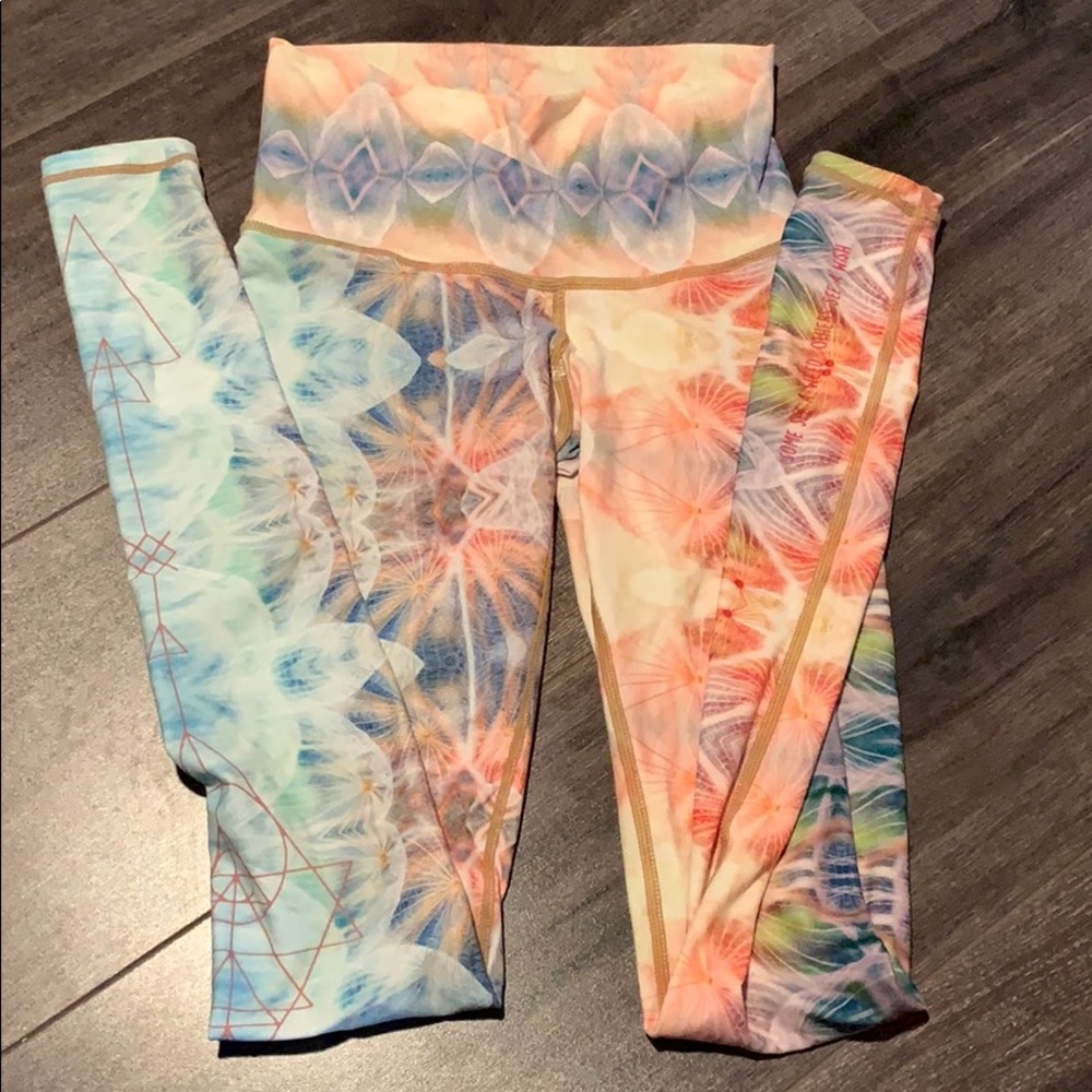Love laugh love yoga legging